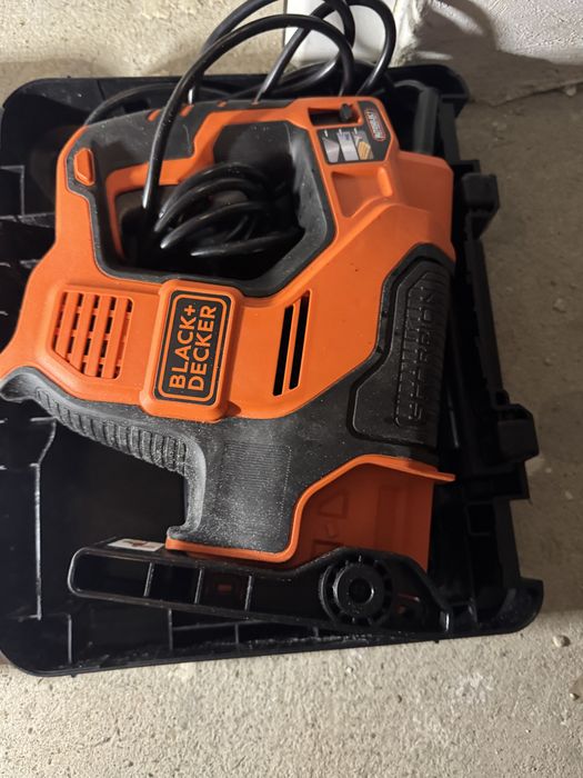 Fierastrau sabie black & decker