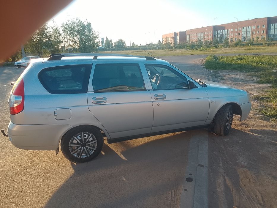 Приора универсал в хорошом состоянии