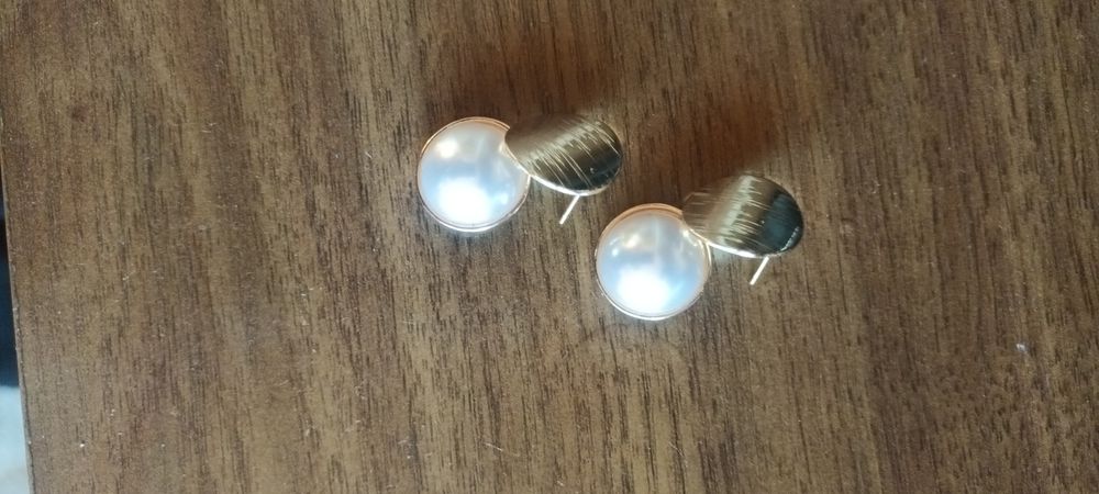 Дамско бижу от 2 части