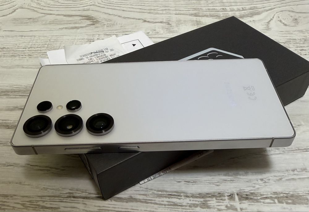 Samsung S25 Ultra 256GB SilverWhite 5G 24м. ГАРАНЦИЯ