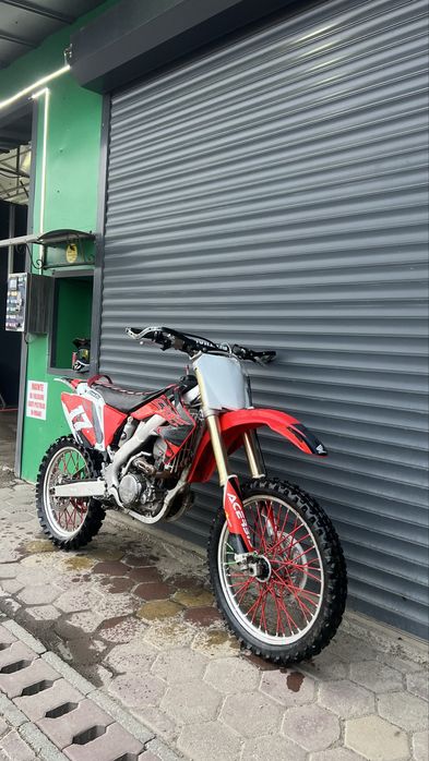 Urgent Vând Honda CRF250 R