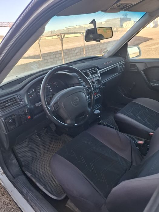 Продаётся опель вектра 1989г