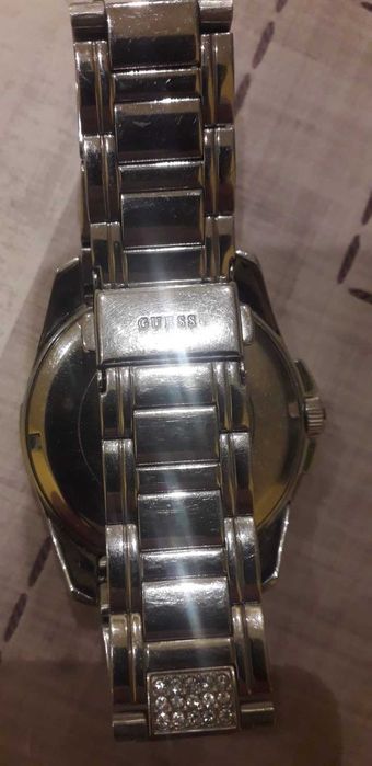 Часовник GUESS Frontier limited edition