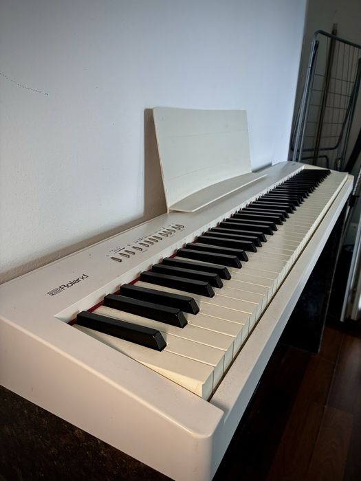 Pian electric Roland FP-30