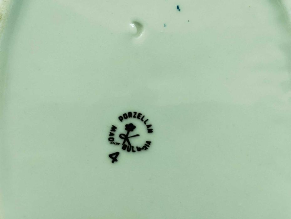 Порцеланови чинии