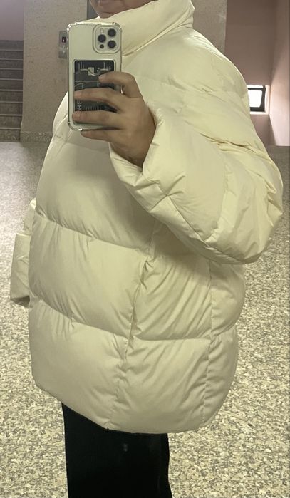 Продам куртку юникло