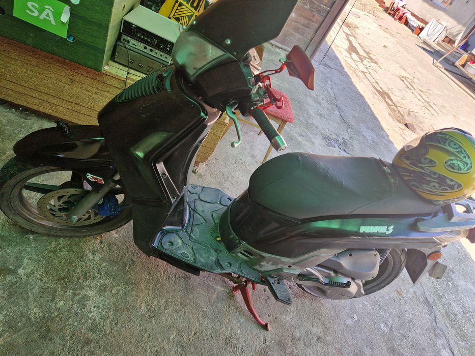 Vand scutar 125 a 2008 stare Forte bună