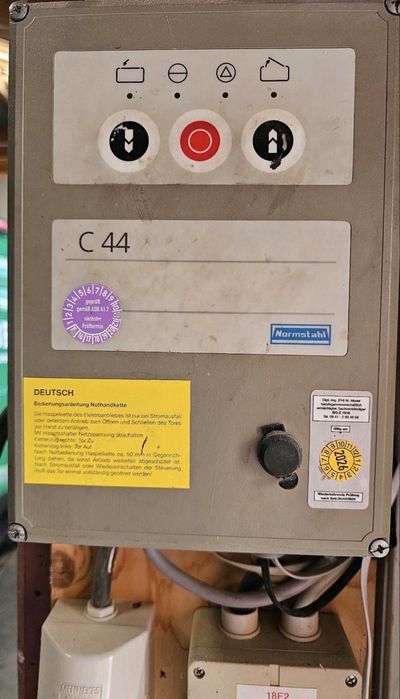 USA SECTIONALA INDUSTRIALA Normstahl poarta garaj H 450 x L 630 Garant