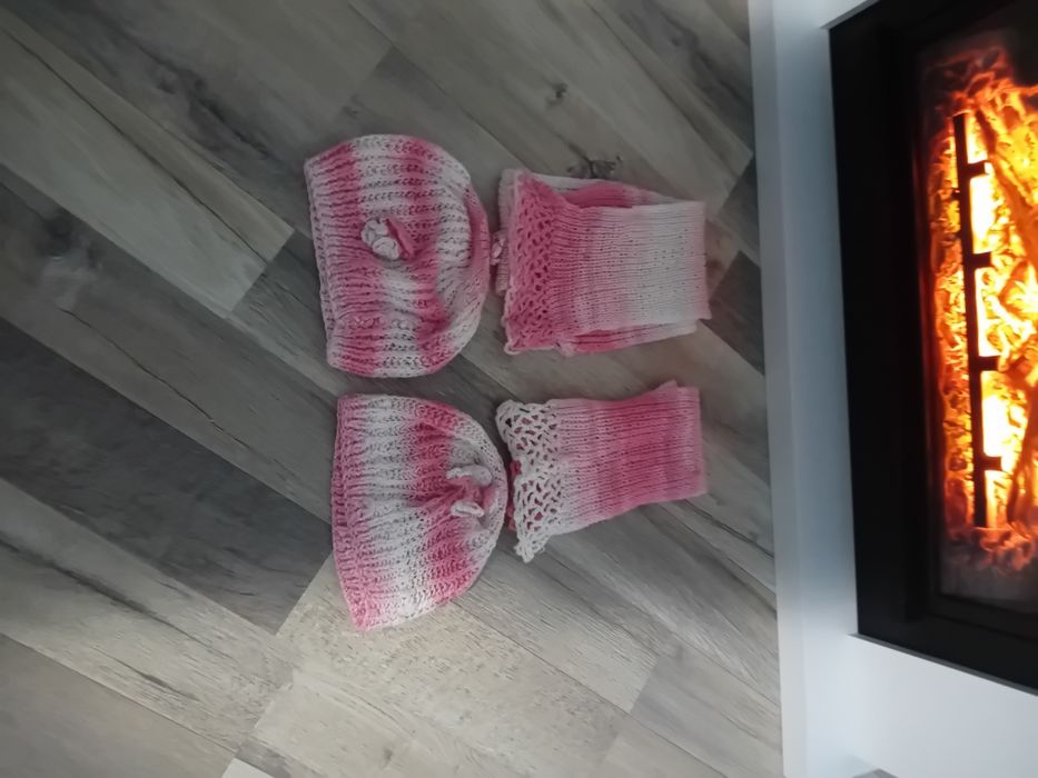 Vând căciulite copii, tricotate sau impletite în casa