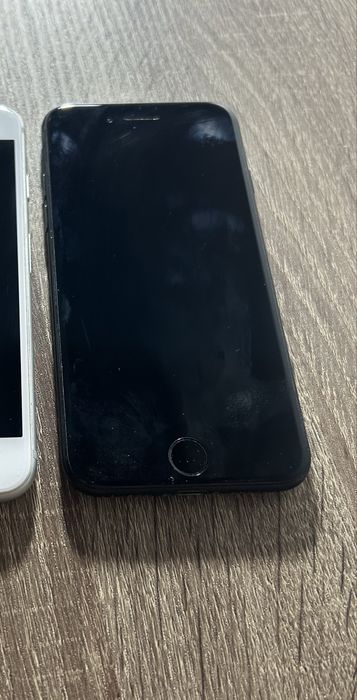 Iphone 7 fara defecte