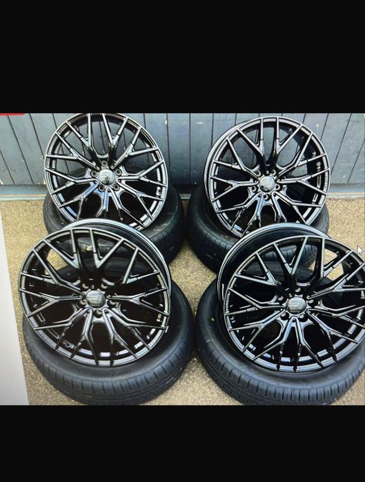 Vand Jante pe 18 noi, 5x120 8j/ ET35