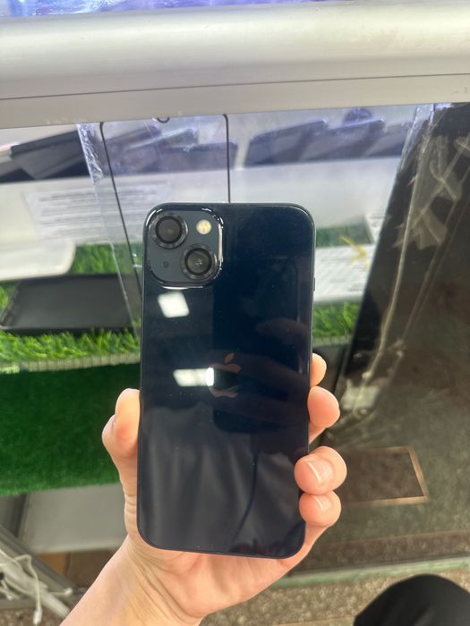 iPhone 13 GB 128