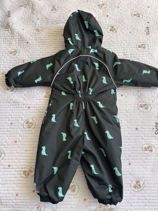 Продам детский комбенизон осень