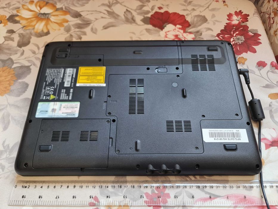 Laptop Medion E6210 16"Dual Core T3400 2.16GHz 3GB 240GB Windows 10Pro