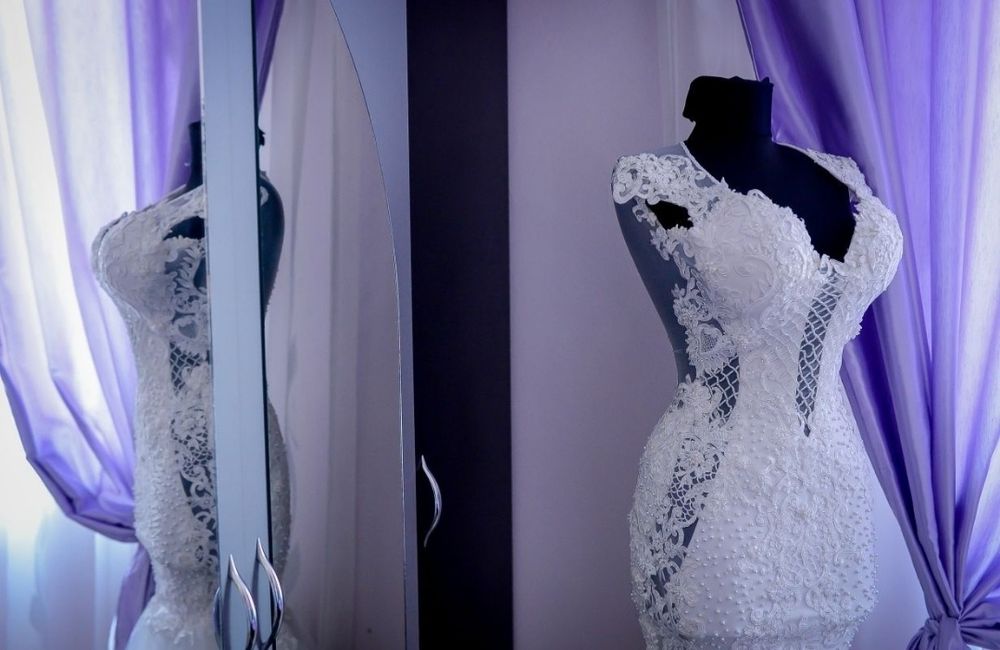 Сватбена рокля - Стоян Радичев