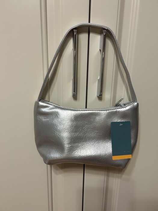 Женские кожаные сумки.