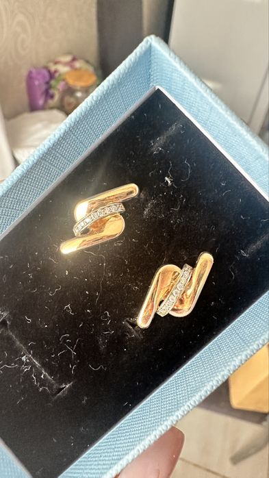 Золотые серьги 85000