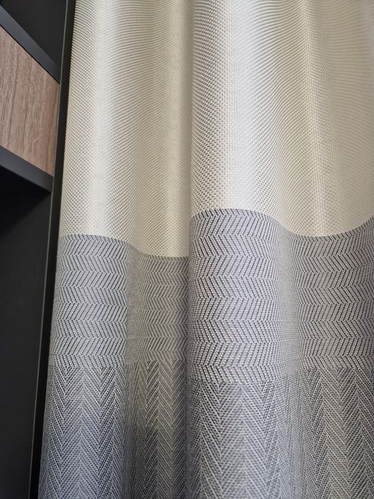 Продам шторы 6 м / 3 м