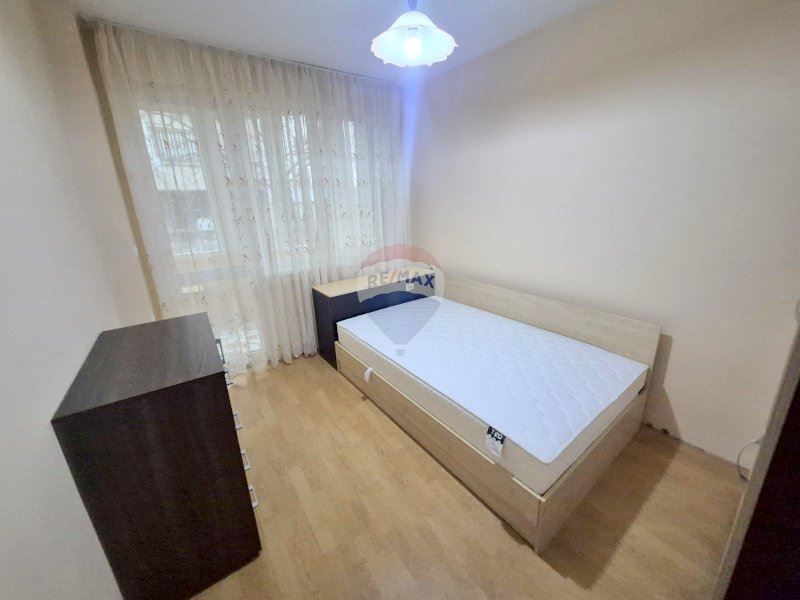Двустаен апартамент, Спортна зала, гр. Варна Т4620