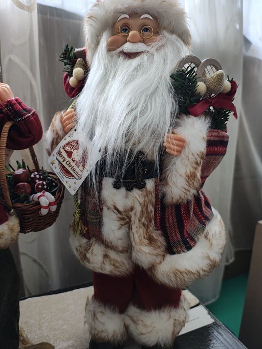 Moș Crăciun și Crăciuniță