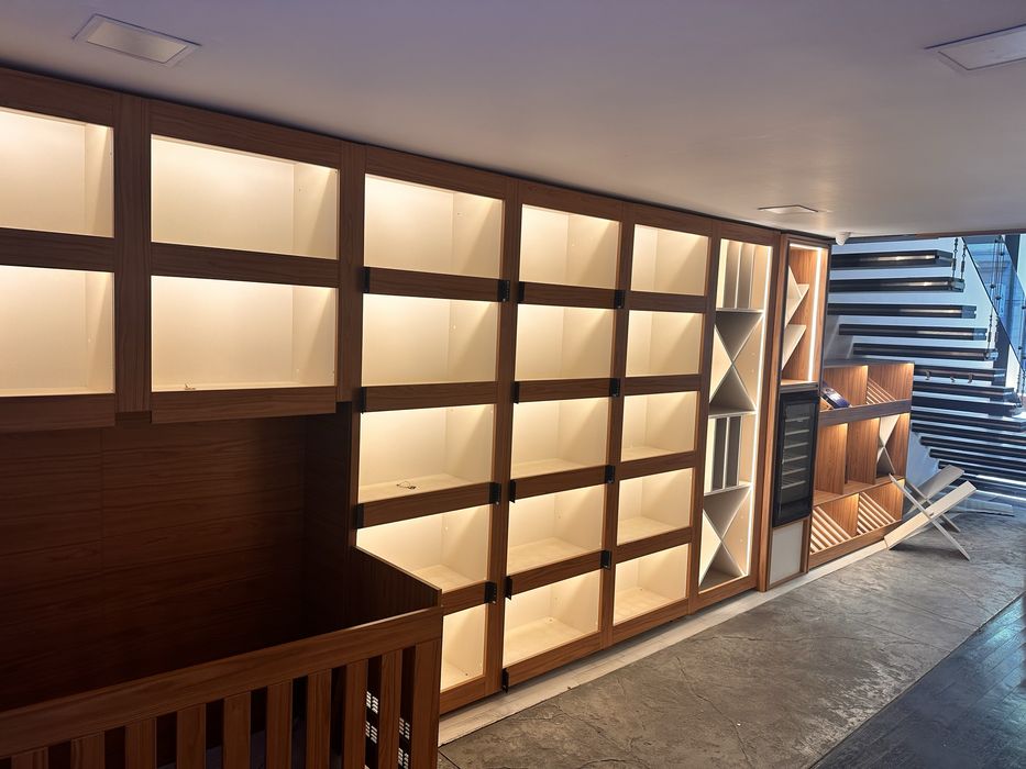 Дава се под наем Магазин в Русе, Център - 230 кв.м за 1000 € - Снимка #9