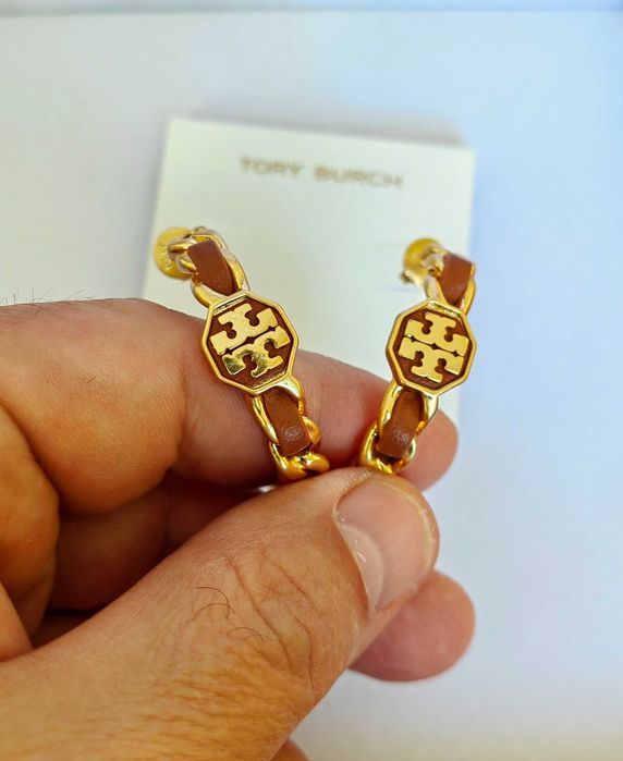 Обеци Tory Burch - Kira enamel hoop earrings