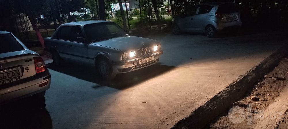 Продам bmw e30 318