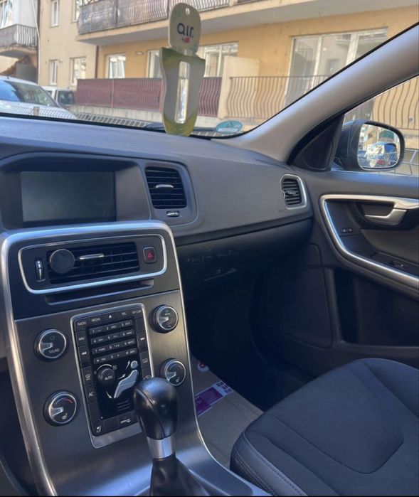 Volvo V60 – 1.6 Diesel – 2012