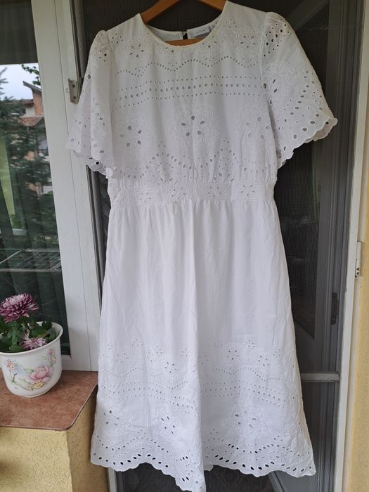 Superbă rochie damă bumbac cu dantelă prețioasă  Vila, Nou!( 44)