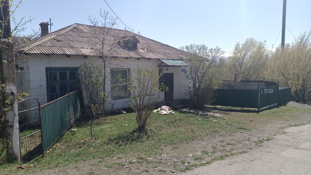 Продам двухквартирный дом