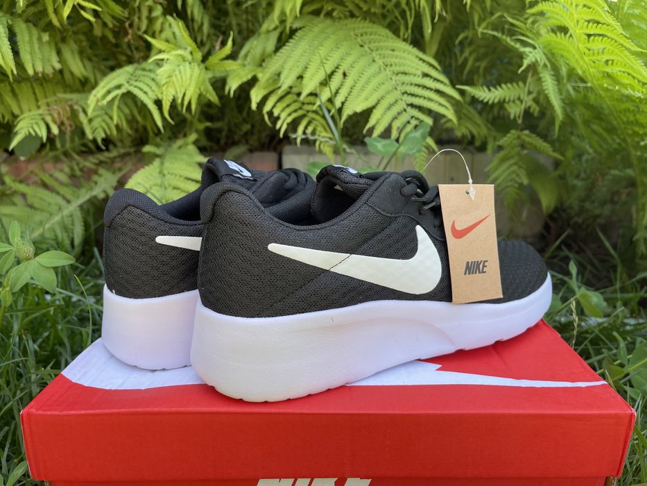 кроссовки Nike Tanjun