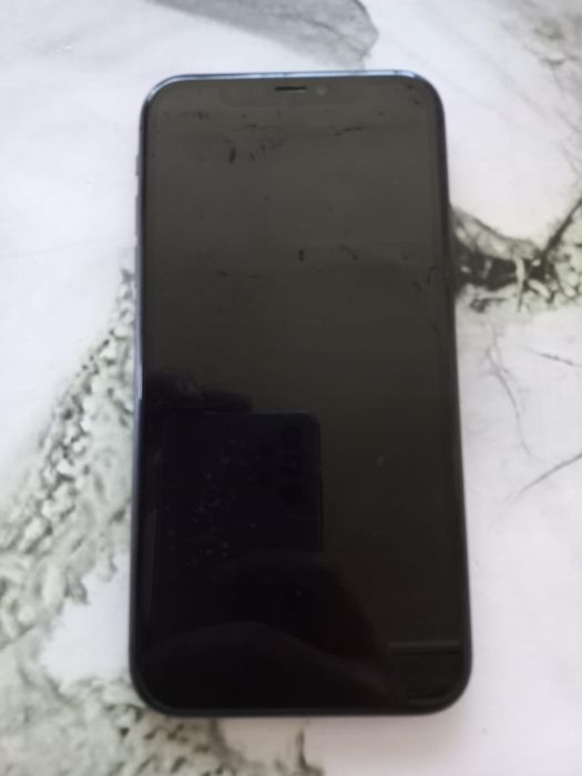 Iphone 11 64GB в хорошем состояний