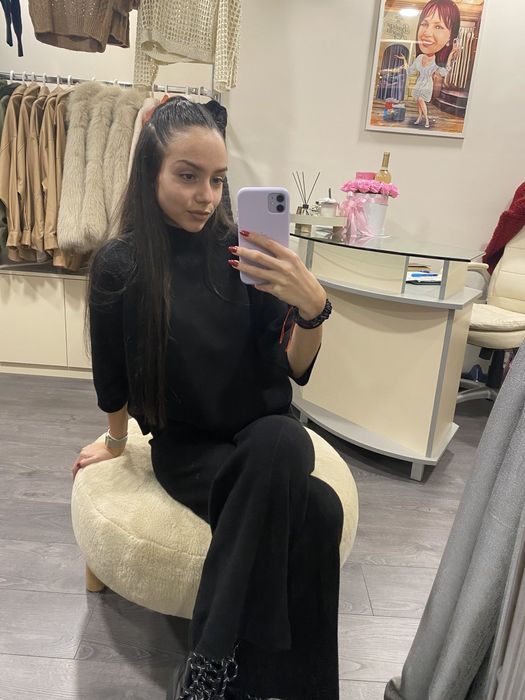 Мек и топъл сет наличен в черно и бордо универсален размер