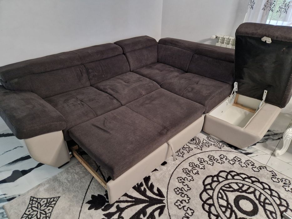 Vând  Canapea  extrnsibila