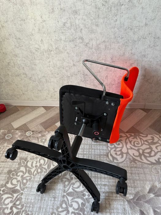 Кресло для компьютера