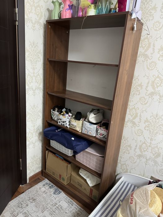 Продается шкаф стеллаж