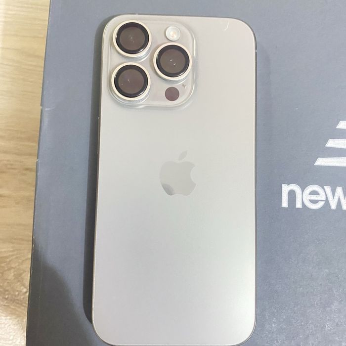 Срочно продам iPhone 15 pro