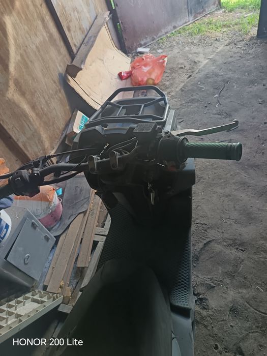 продаю скутер танк