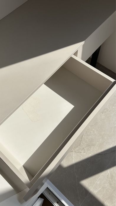 Продам консоль новая