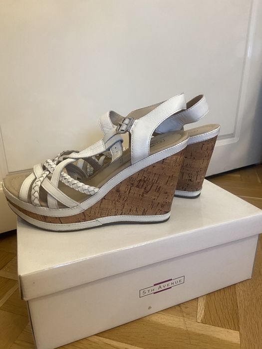 Сандали от естествена кожа