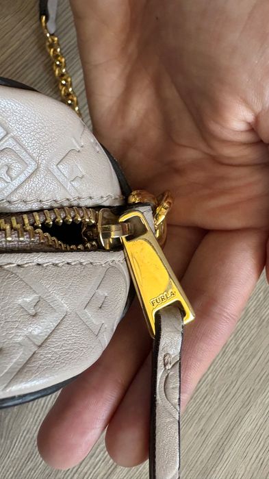 Чанта Furla с дълга дръжка