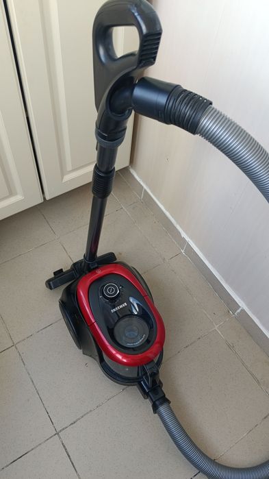 Пылесос Samsung 1800w