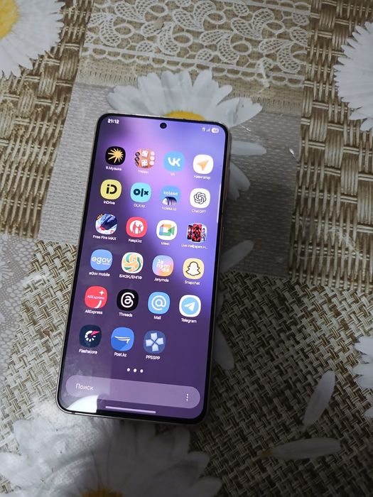 Samsung s21 в отличном состоянии