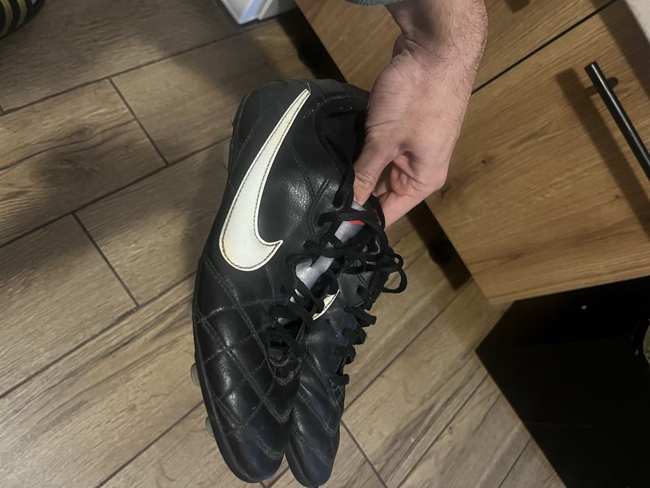 Футболни обувки nike tiempo 38,5
