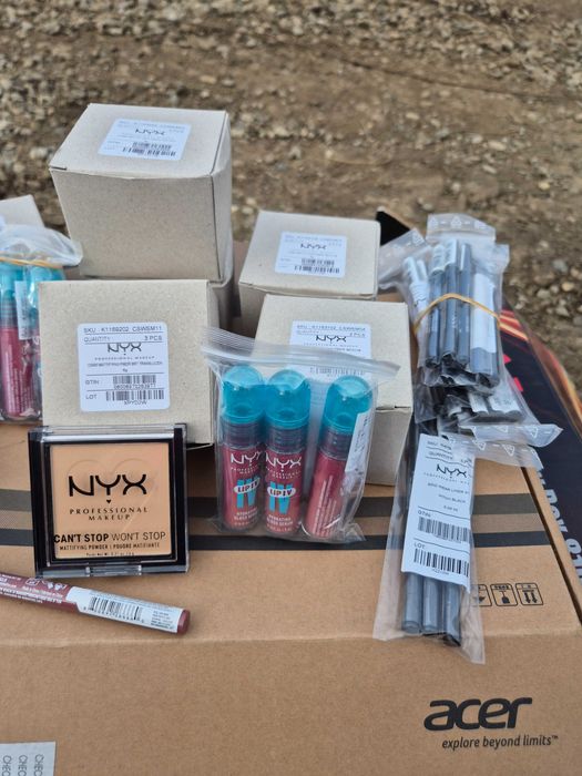 Fond de ten ,luciu,pudra,creon