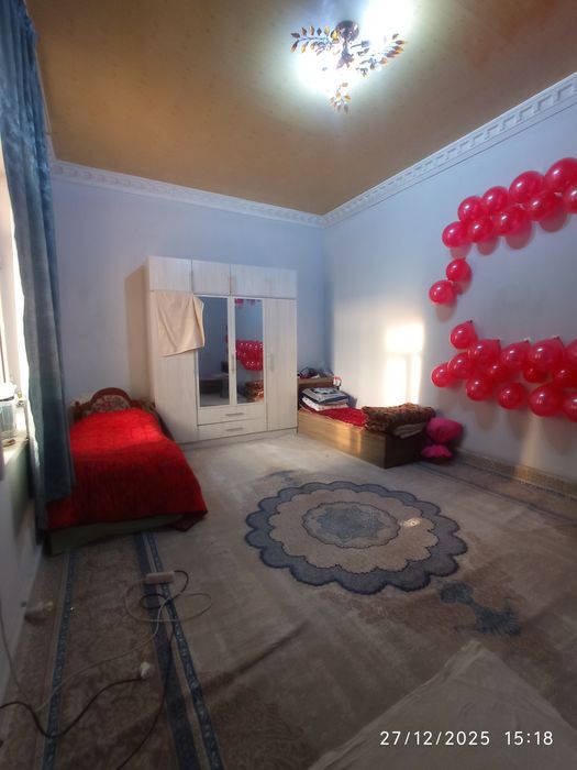 Урикзорда қизларга квартира 700