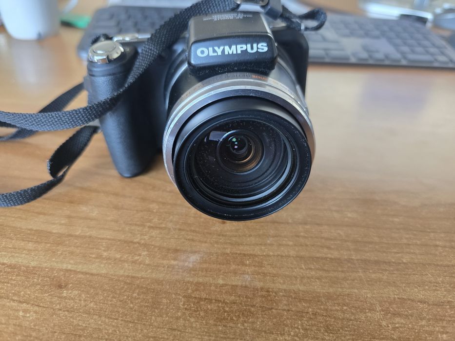 Aparat foto Olympus SP-800UZ