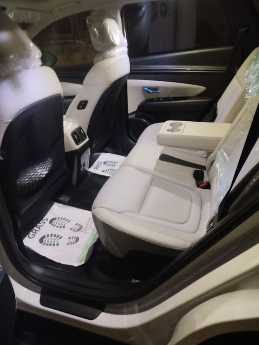 Hyundai TUCSON.. 2.5 mator full pozitsiya 2022yilda ishlab chiqarilgan