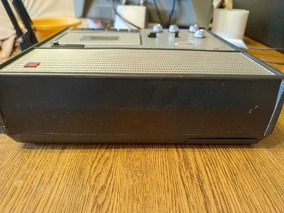 Кассетный магнитофон "Ритм-202"