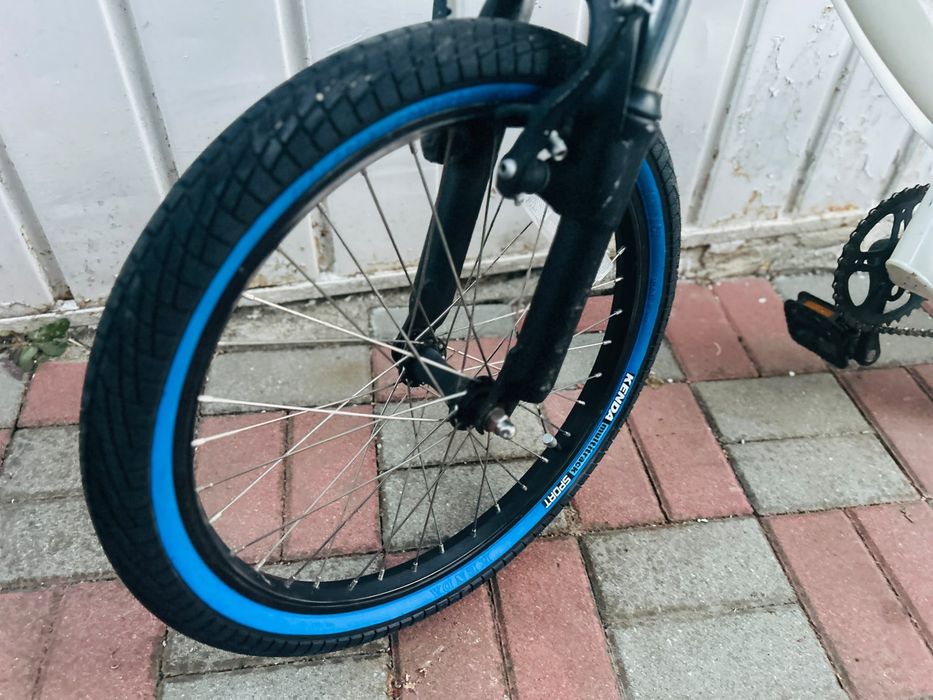 Bicicleta BMW 6-9 ani